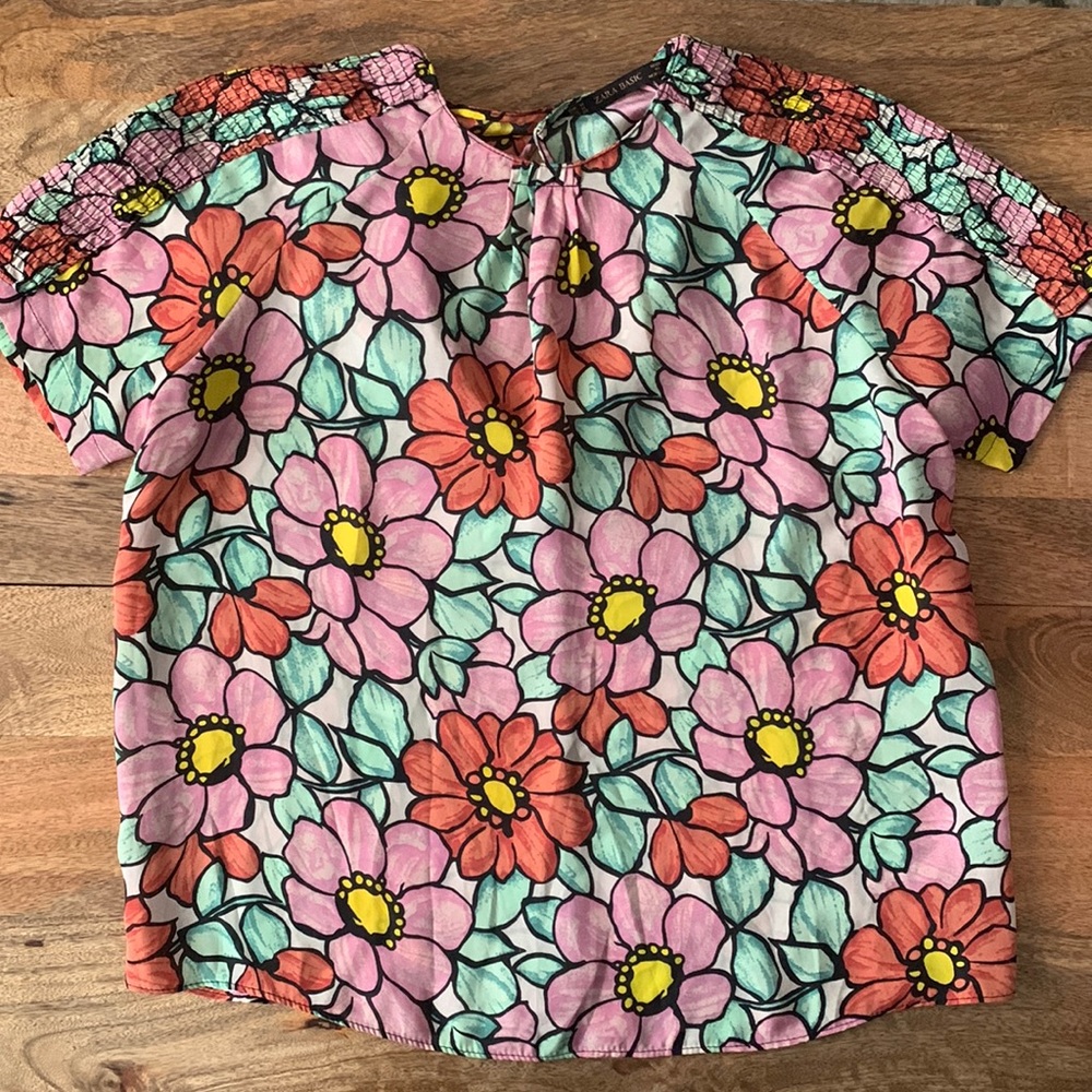 RGUC! Zara floral top